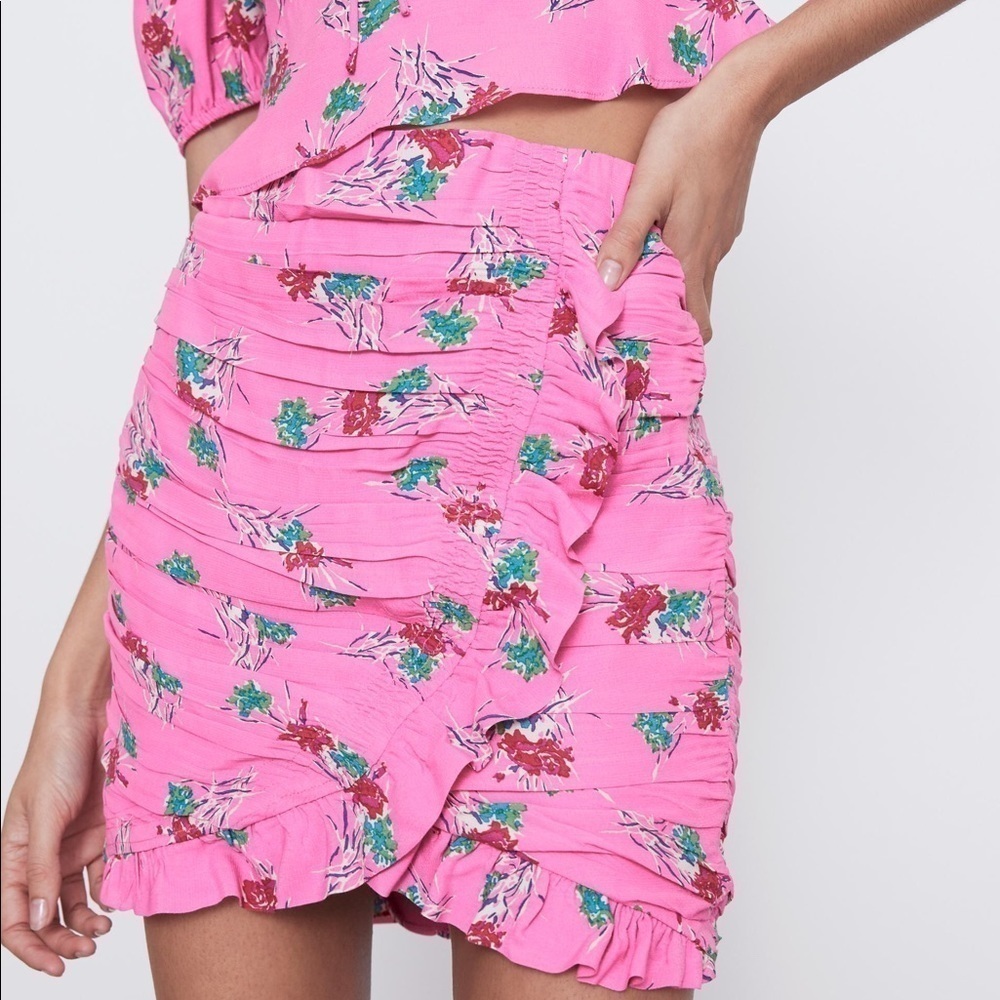 Zara Pink Floral Print Ruffle Mini Skirt Sz. XS Spring Summer Hottie